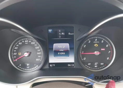 2016 Mercedes-Benz C 300 Luxury 4Matic из США, поврежденный, VIN 55SWF4KB7GU135484